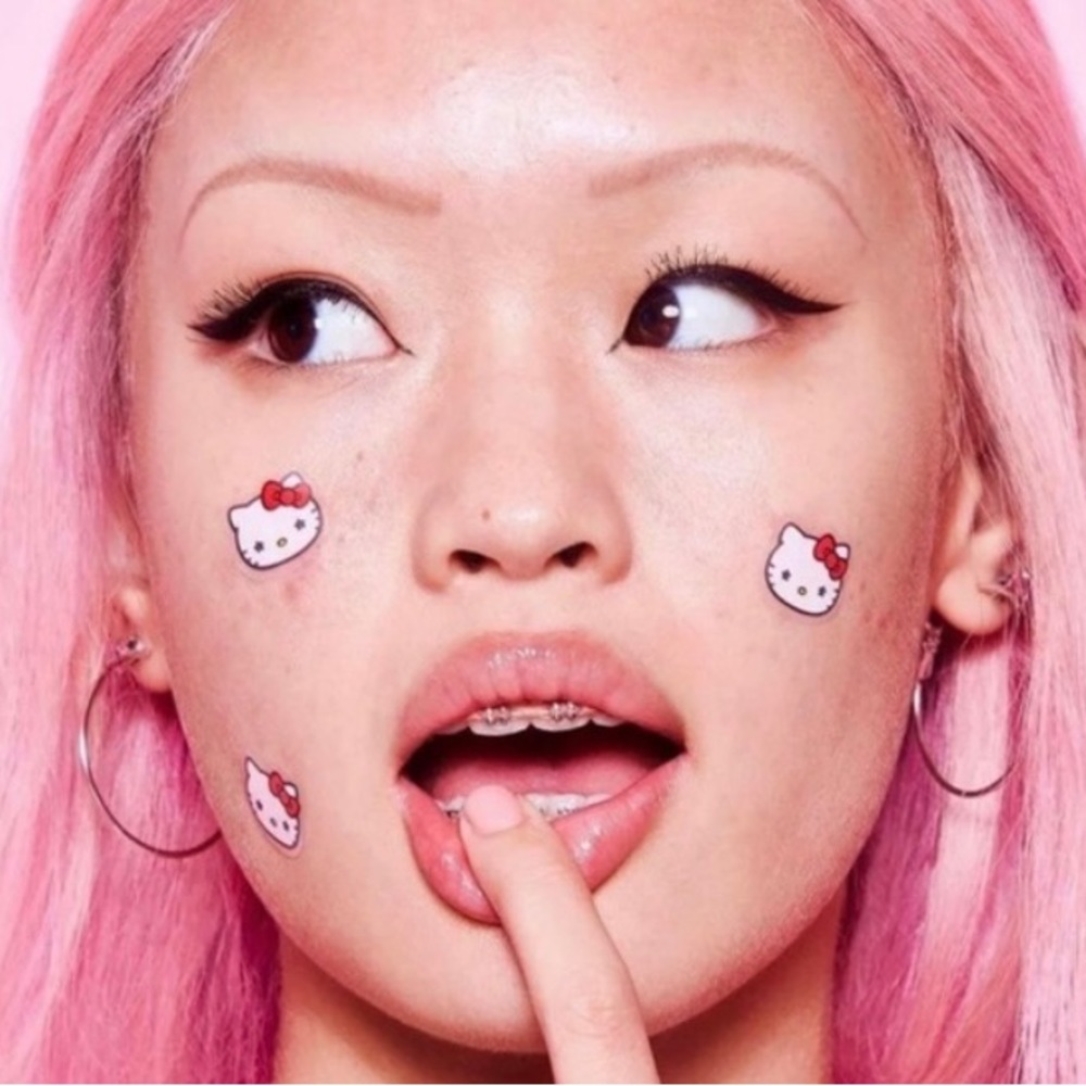 Hello Kitty X Starface Pimple Patch Compact  Limited Edition BRAND NEW 2025 - Picture 2 of 13